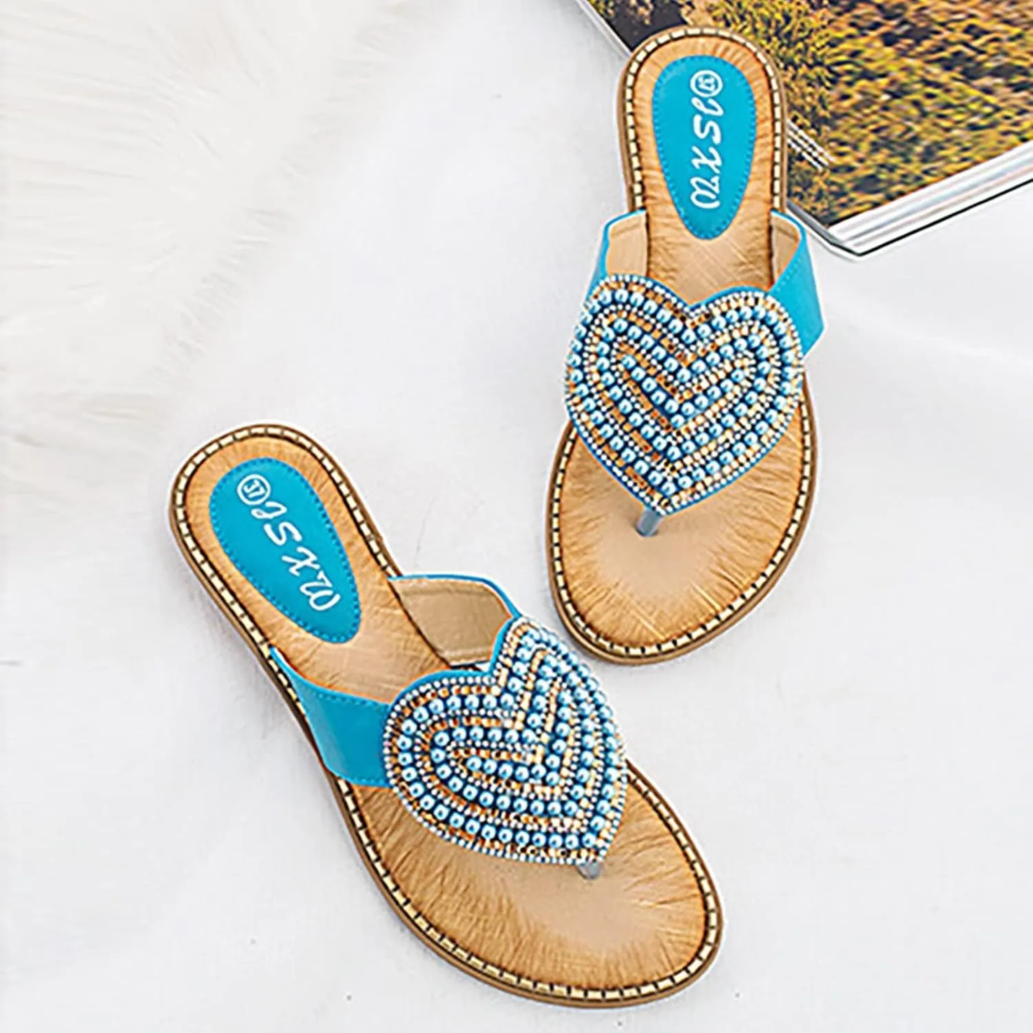 Beach Slippers for Women Open Toe Thong Sandals Slip On Hawaiian House Slippers Comfortable Slides Casual Flip Flops Ladies Outdoor Slipper Dressy Summer Sandals Fashion Travel Shoes 2025