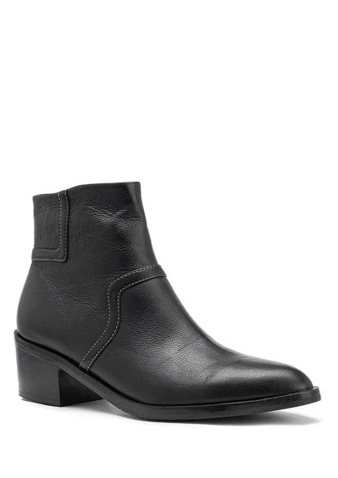 Break Through Boot Black