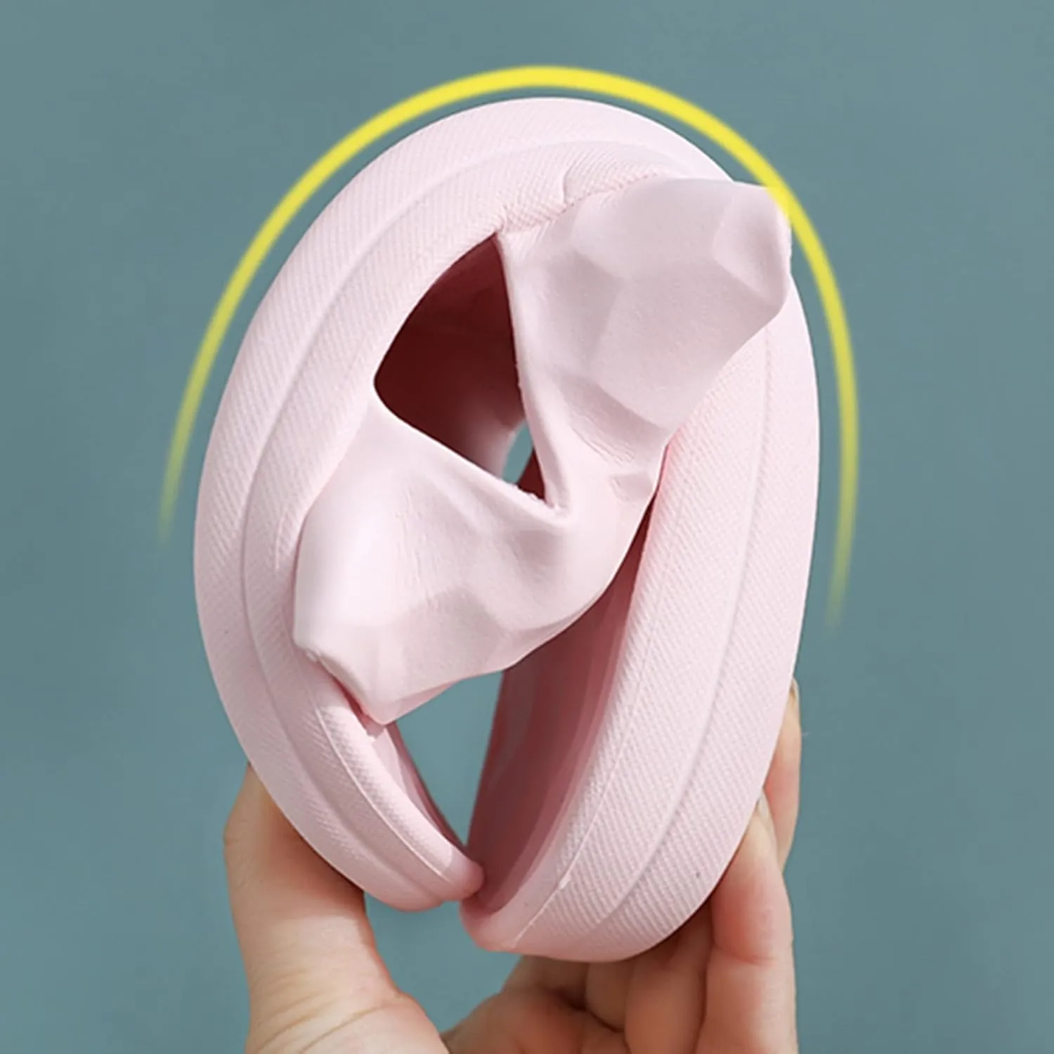 Cloud Slides Womens Pillow Slippers Women and Men Showers Sandals Bathroom Slipper Non Slip Comfortable Water Shoe