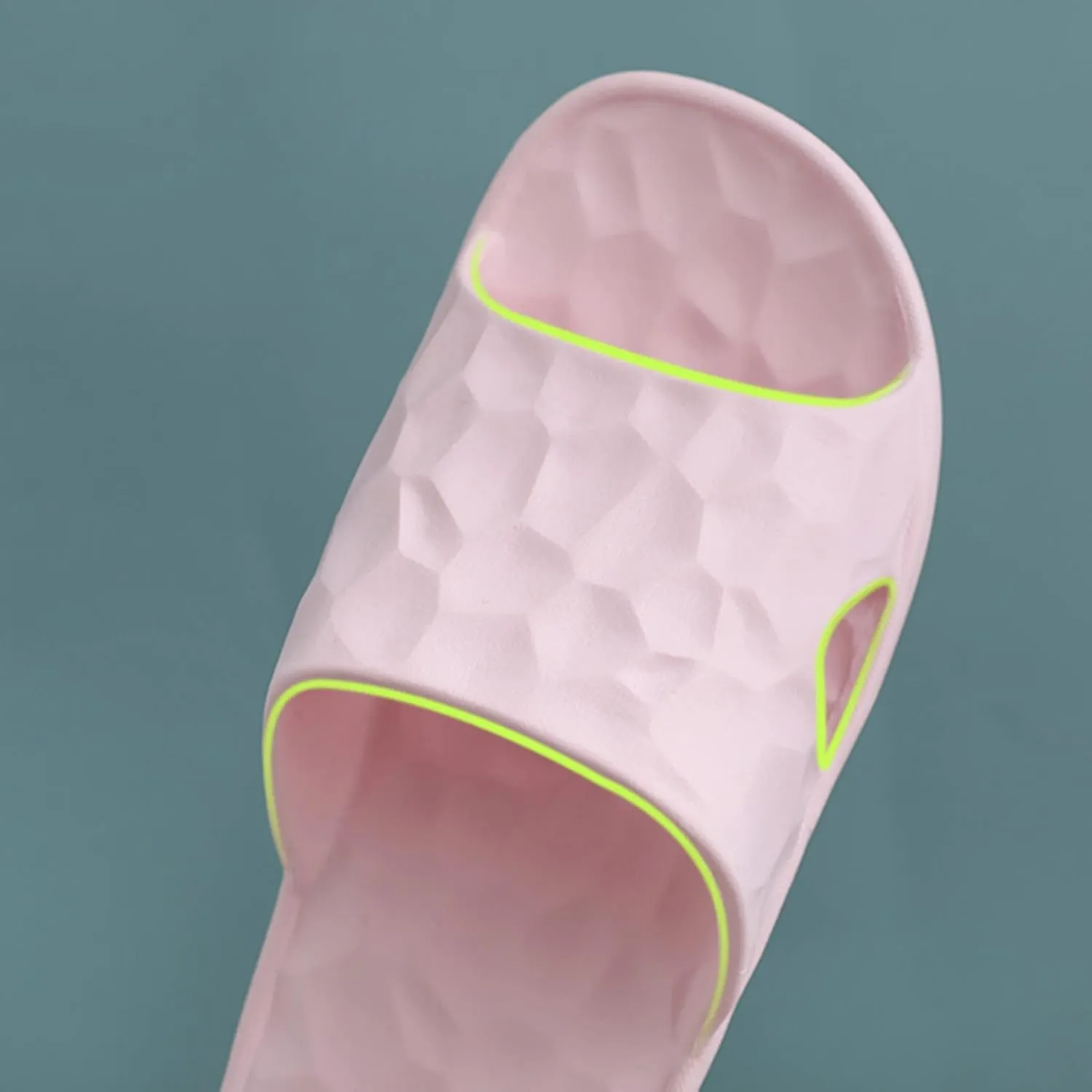Cloud Slides Womens Pillow Slippers Women and Men Showers Sandals Bathroom Slipper Non Slip Comfortable Water Shoe