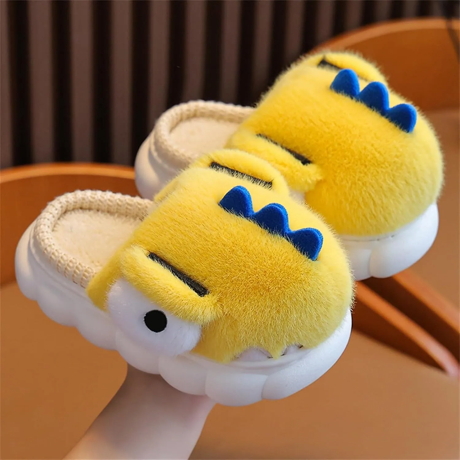 Kids Fuzzy Shoes Kids Baby Boys Girls Winter Slippers Dinosaur Non Slip Home Indoors Soccer Shoes for Toddlers Size 9