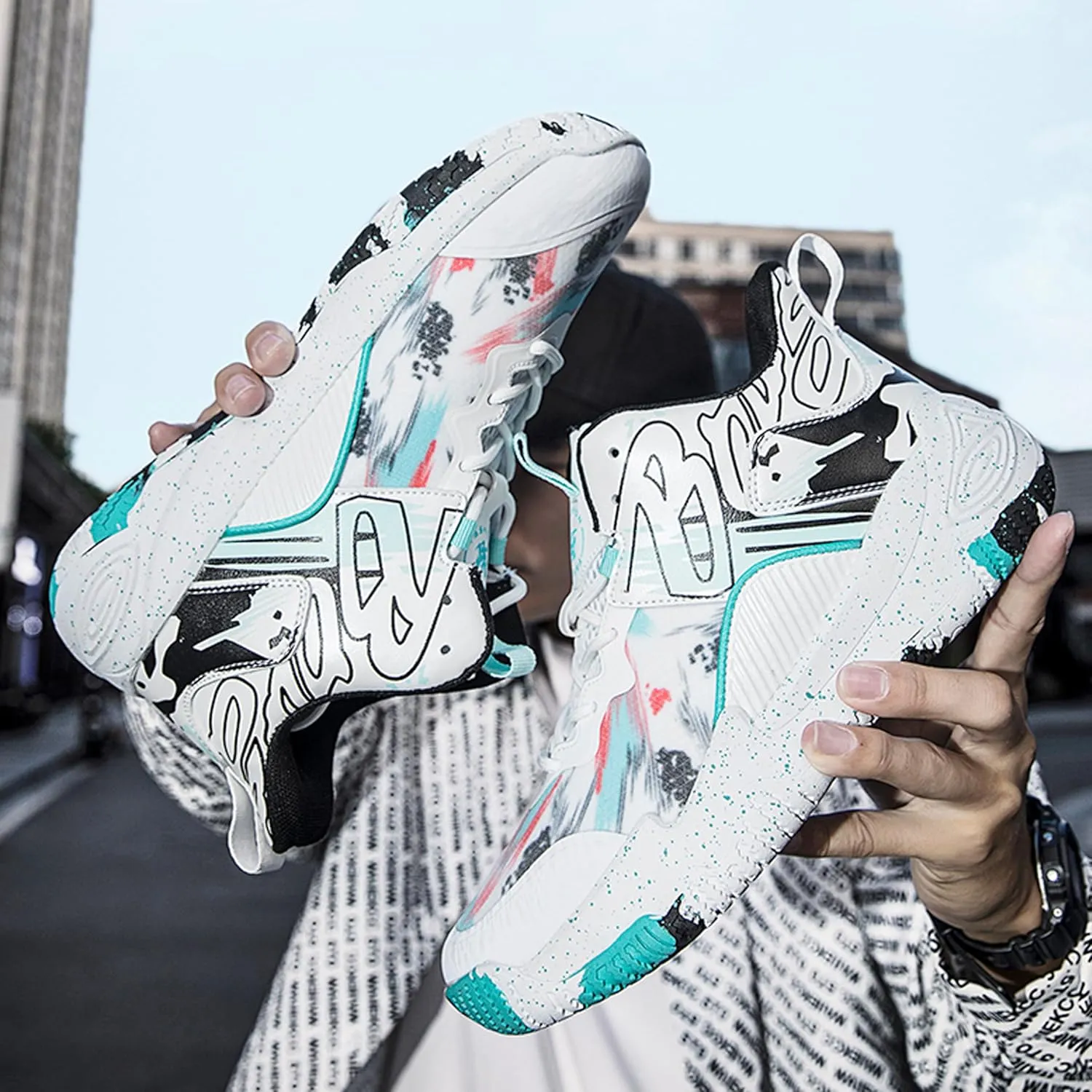 Men's Basketball Shoes Anti-Slip and Wear-Resistant Soles Running Shoes Graffiti Design Fashionable Sports Shoes
