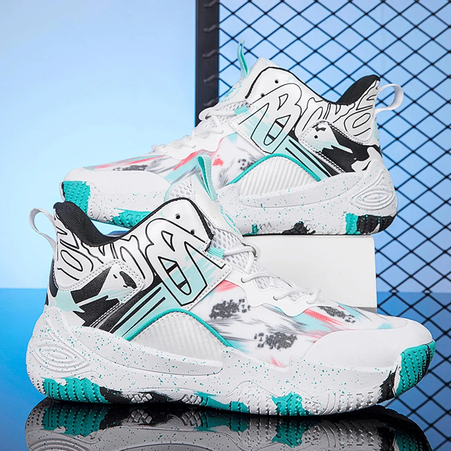 Men's Basketball Shoes Anti-Slip and Wear-Resistant Soles Running Shoes Graffiti Design Fashionable Sports Shoes