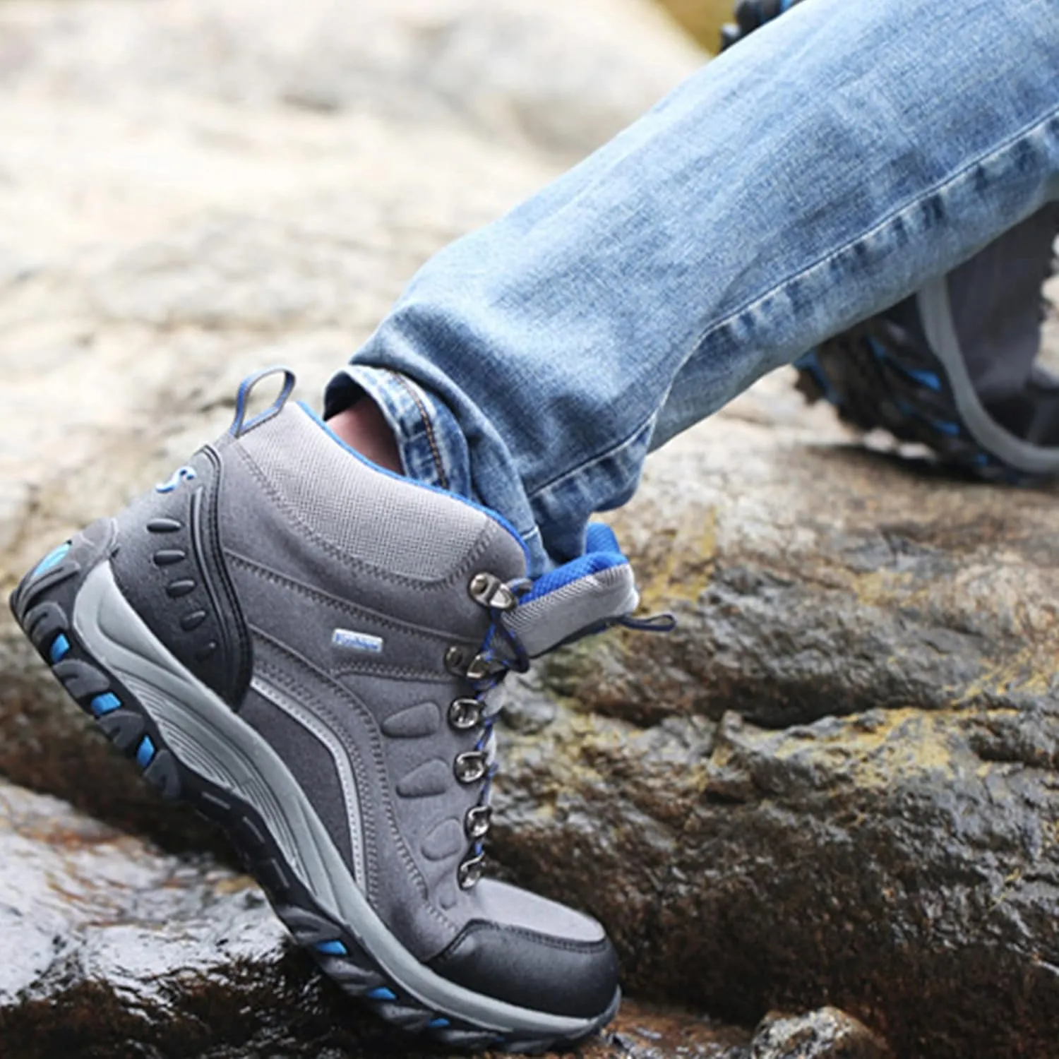 Men's Hiking Boots Ankle Boots Snow Boots Non-Slip Winter Boots Comfortable Travel Shoes Plus Size