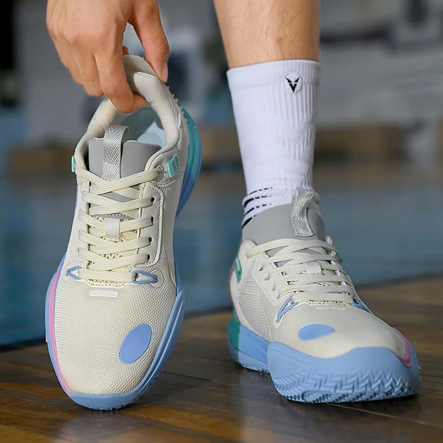 Unisex Basketball Shoes, Lightweight and wear-Resistant Basketball Shoes, Men's Fashionable Sports Shoes