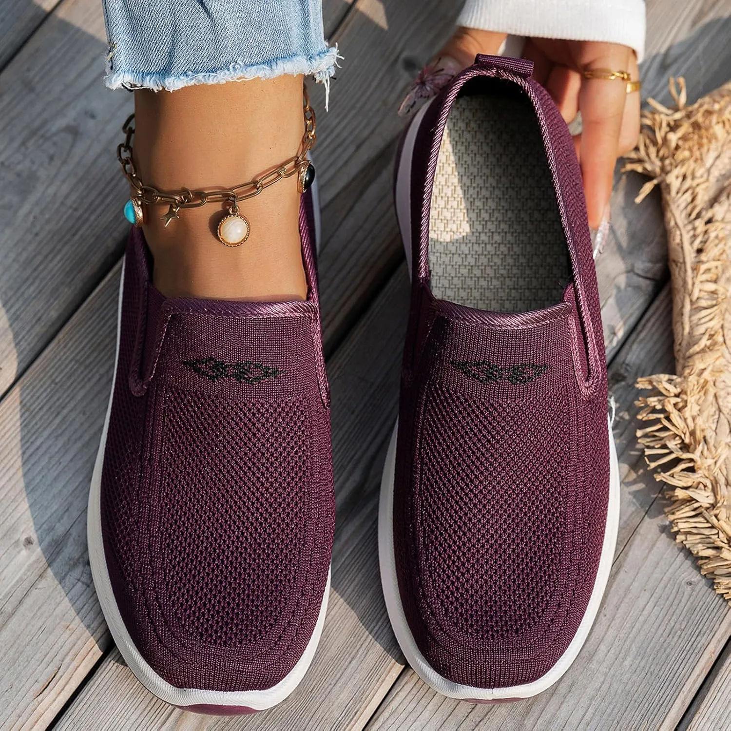 Women's Walking Shoes Slip On Comfort Orthopedic Breathable Go Walking Mesh Athletic Running Sneakers Shoes